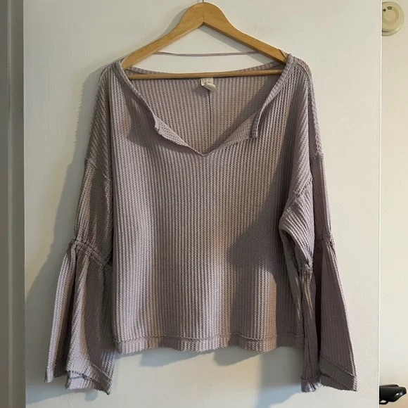 Free People We the Free Light Purple Dahlia Flared Sleeve Thermal Sweater size S - Picture 5 of 11